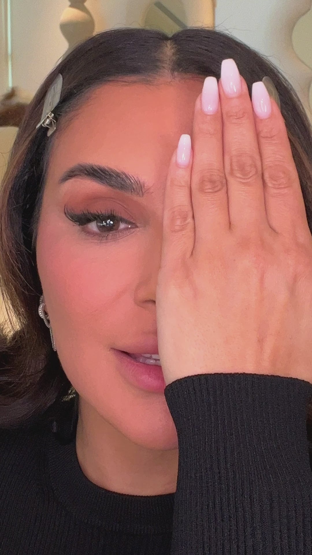 Huda Beauty Easy Blur Silicone - Free Smoothing Tinted Primer